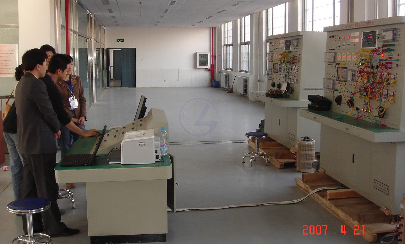 電氣控制及繼電保護(hù)綜合實(shí)驗(yàn)臺 電氣控制及繼電保護(hù)綜合實(shí)驗(yàn)臺