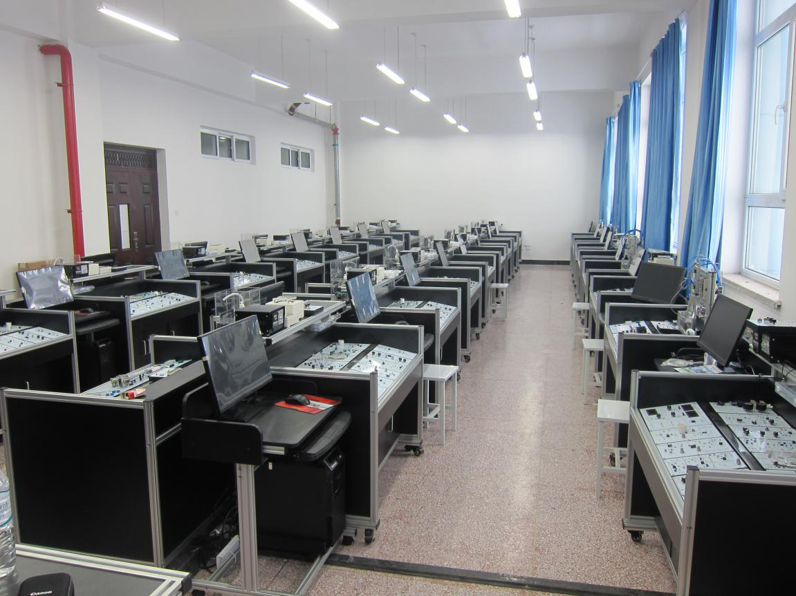 單片機實訓(xùn)裝置